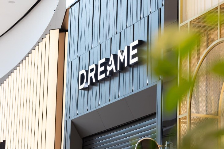 Visit our Dreame Brand Store.